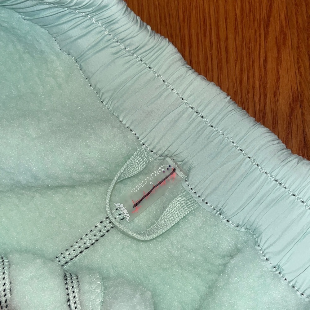 Free People Hit The Slopes Fleece Pants Size Medium NWT - Picture 11 of 16